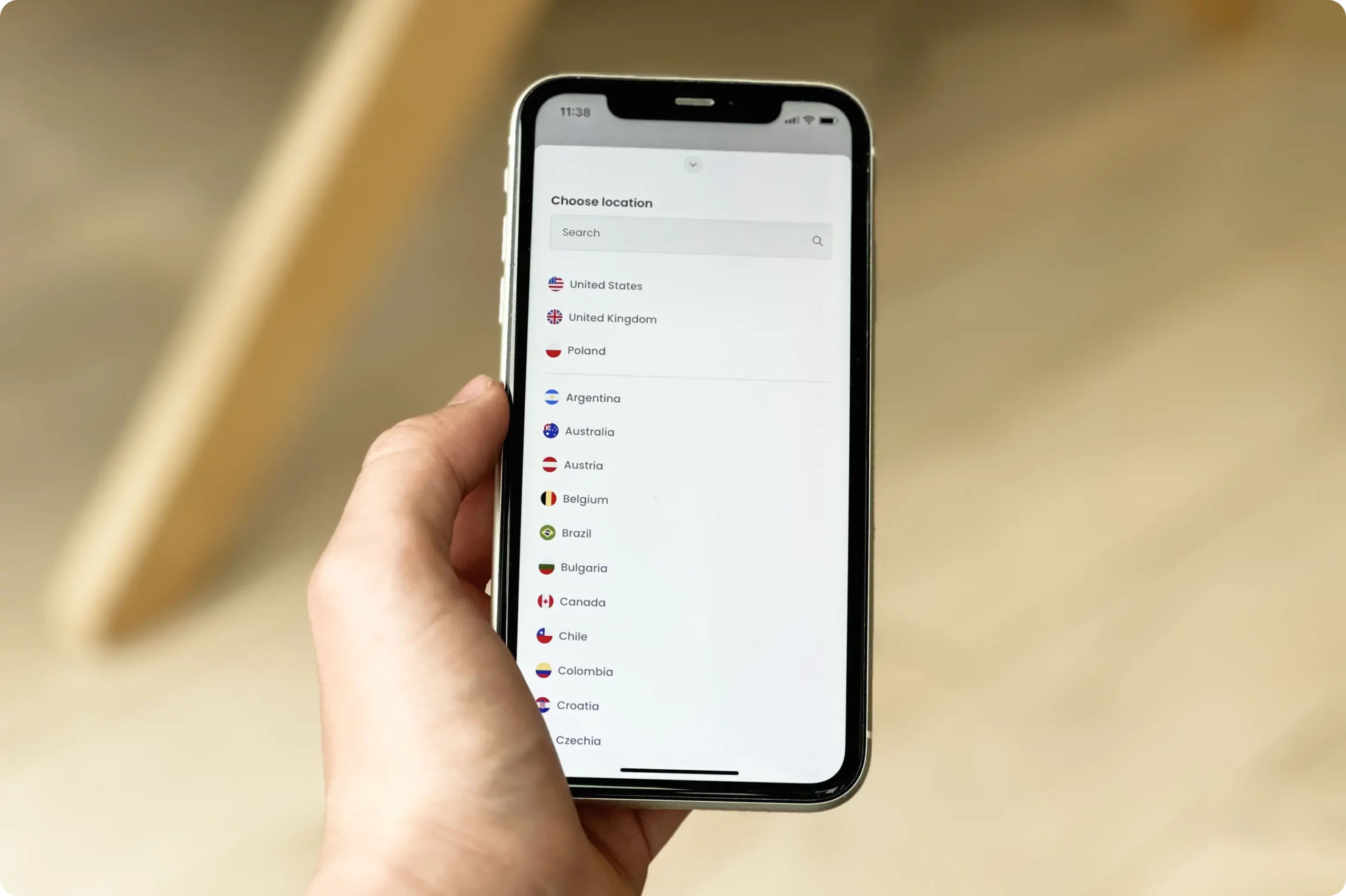 Hola VPN displays a server list Hola VPN displays a server list